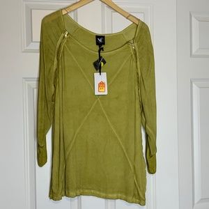NEW WITH TAG Lime Green Top XL